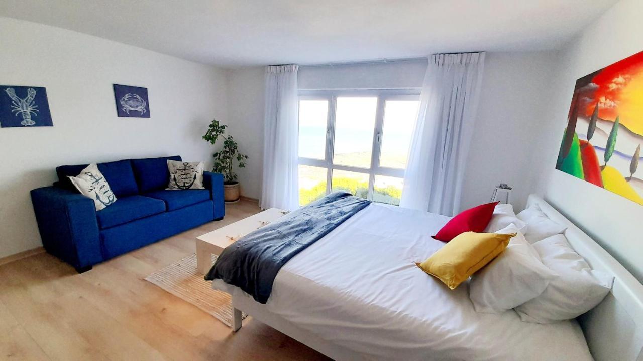Swept Away Guesthouse - No-Loadshedding Yzerfontein Eksteriør billede