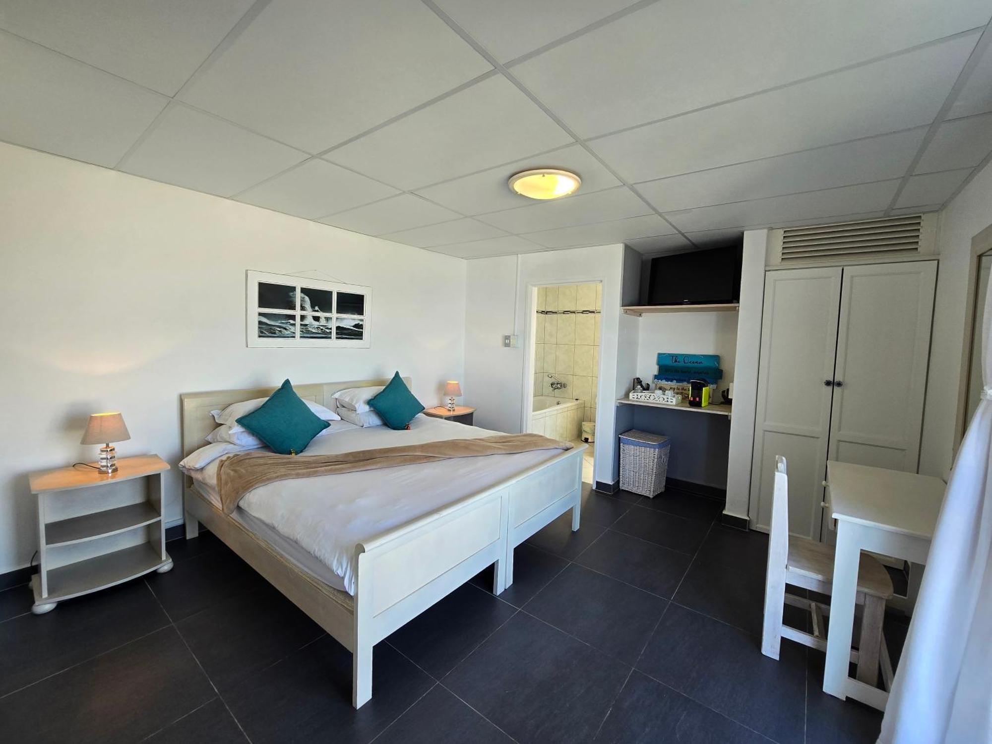 Swept Away Guesthouse - No-Loadshedding Yzerfontein Eksteriør billede