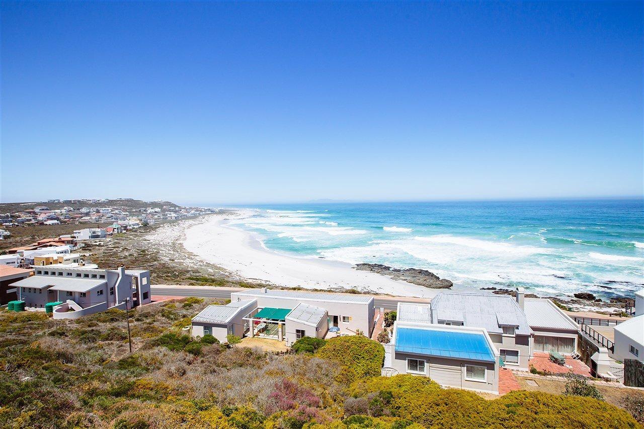 Swept Away Guesthouse - No-Loadshedding Yzerfontein Eksteriør billede